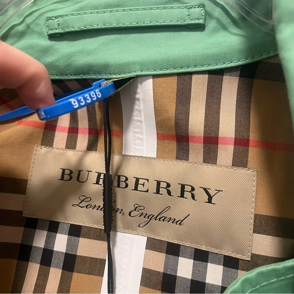 NWT Burberry US 2 Bright Pigment Green Notch Collar Double Breasted Trench Coat - Picture 9 of 13